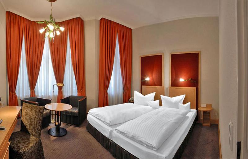 Dom Hotel Limburg Limburg an der Lahn Pokój zdjęcie